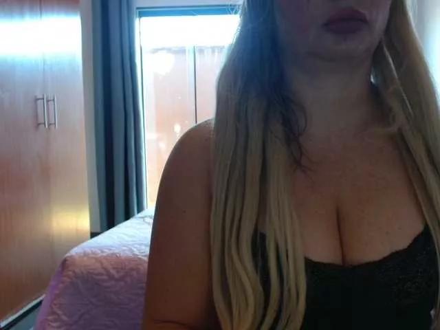 Jussara-Milf from BongaCams