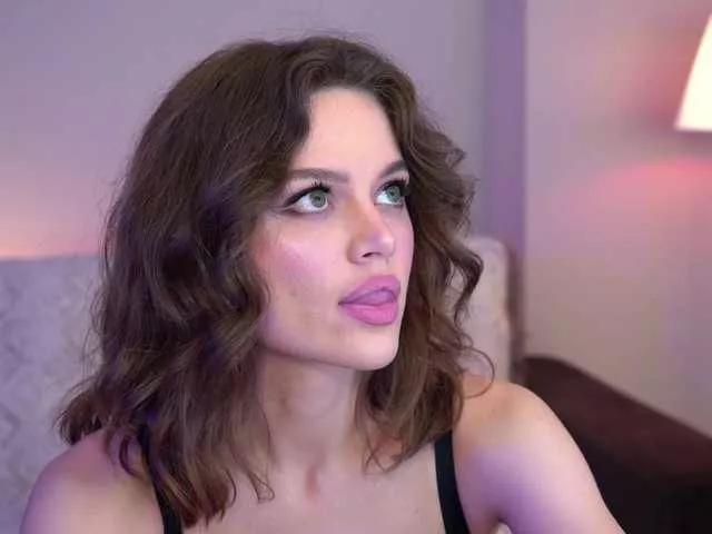 Kadriaa on BongaCams