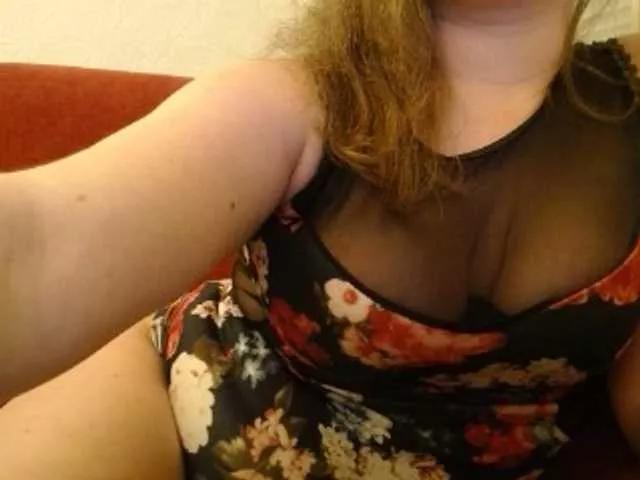 KarinaPlay23 on BongaCams 