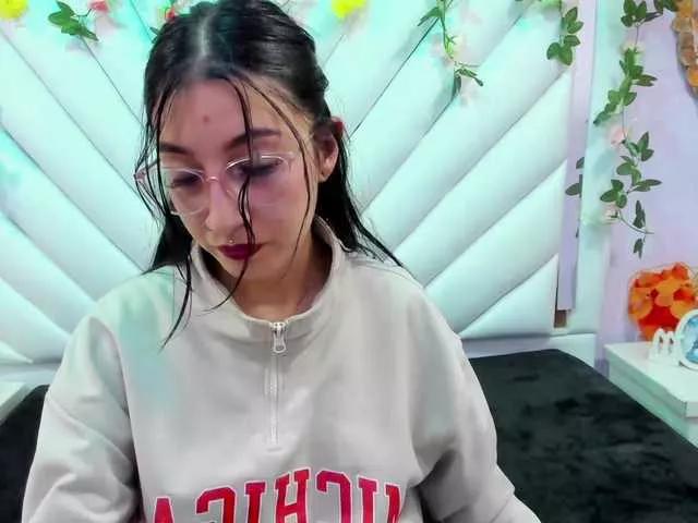 kattyqueenn on BongaCams 