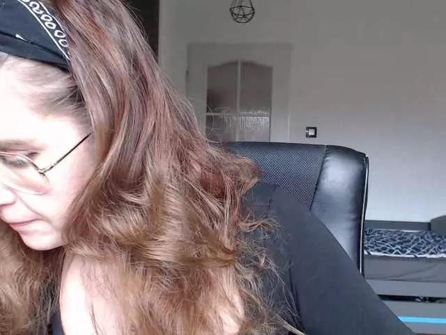 Offline KayaCute on BongaCams