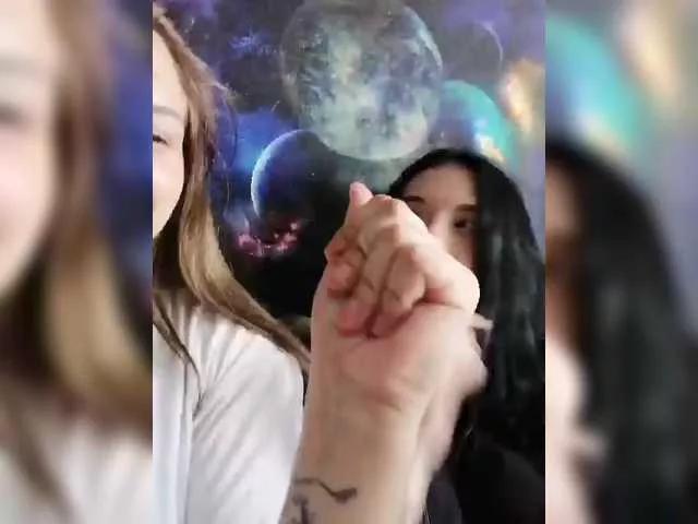 Kira-Kriss on BongaCams 