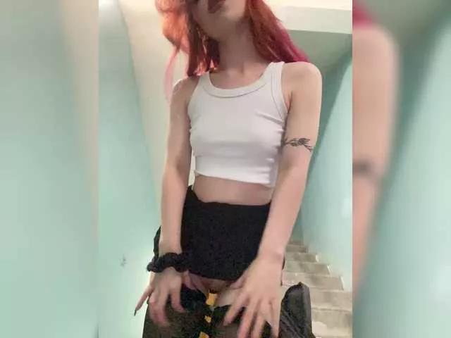 KiraSaud69 on BongaCams