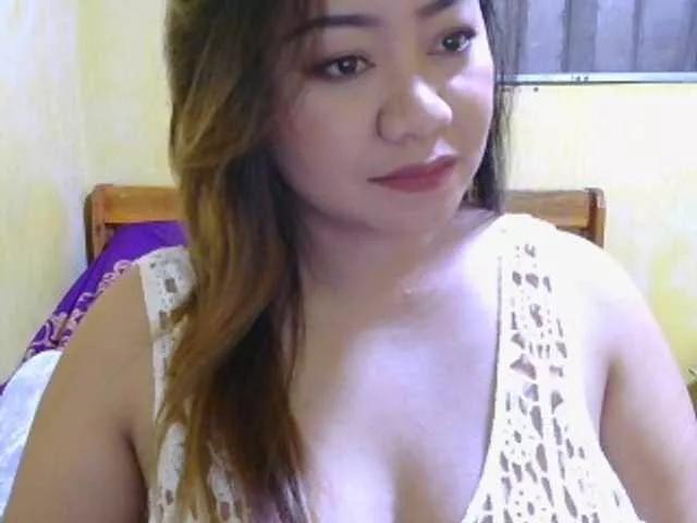 Offline ladyvita21 on BongaCams