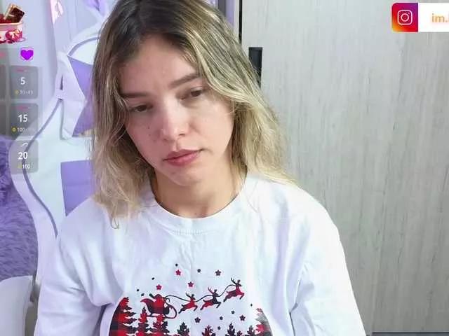 LarisaMaia on BongaCams 