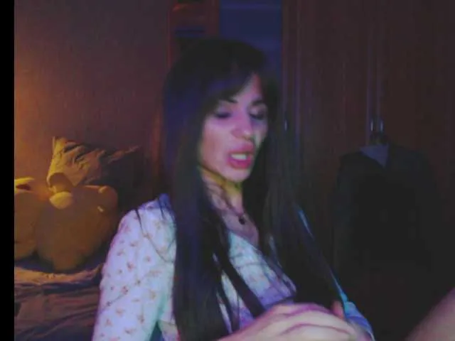 Latika28 on BongaCams