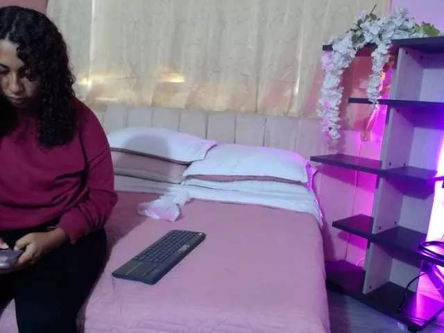 lauraltt on BongaCams 