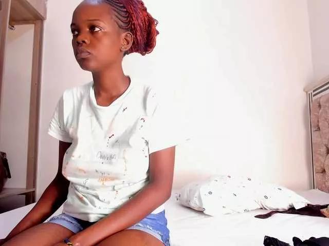 leila-pretty on BongaCams