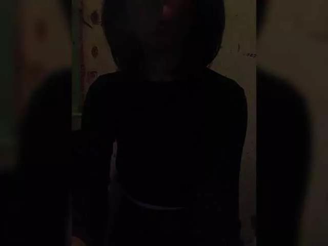 Lena-33 on BongaCams