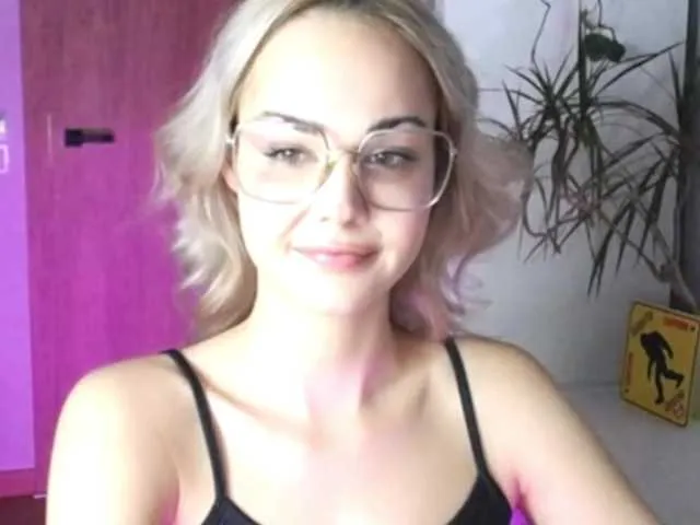 lexieSpicy on BongaCams