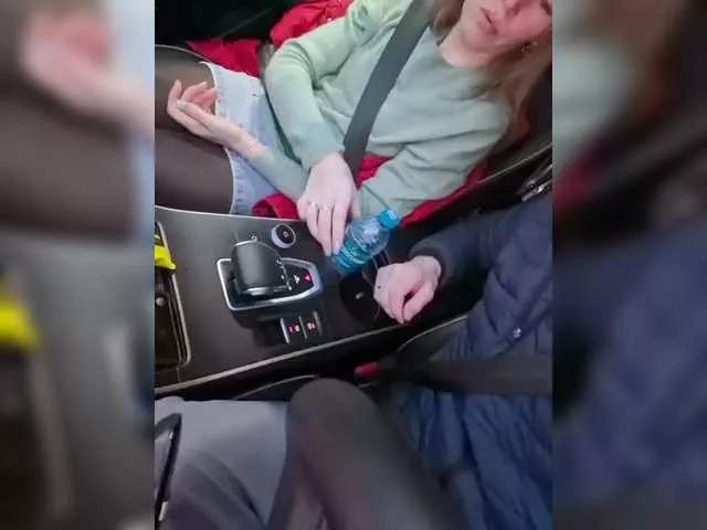 Offline LiaLucos on BongaCams