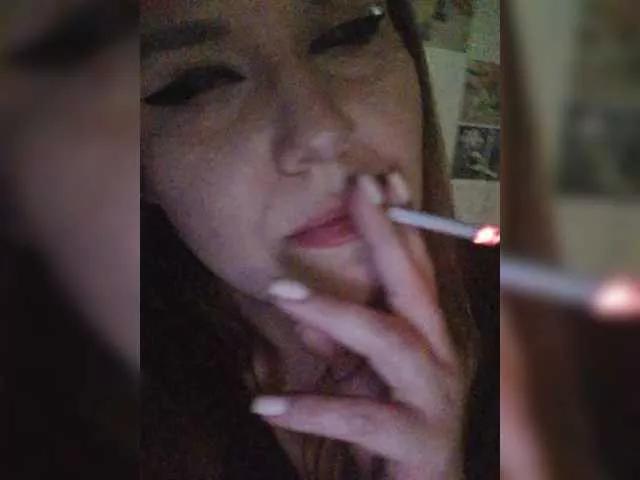 Lilbrandy1 on BongaCams 