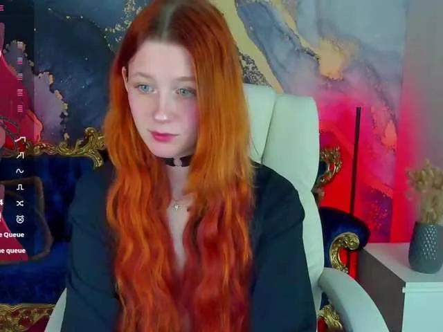 LiluReds on BongaCams 