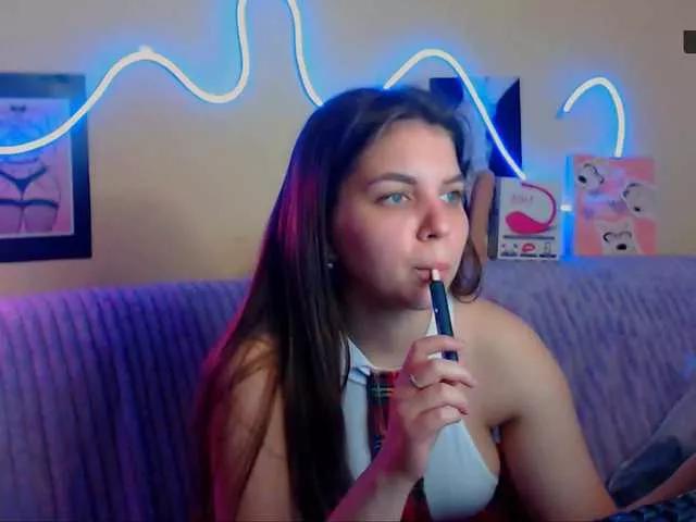 lilyBronks89 on BongaCams 