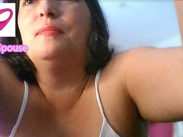Offline linamaria98 on BongaCams