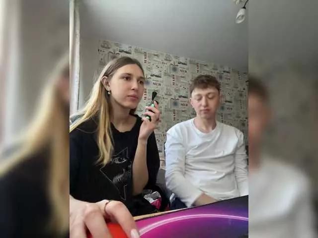 LinaTwins on BongaCams