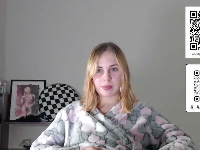 LisaloveX on BongaCams
