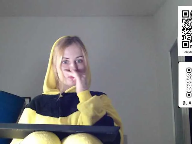 LisaloveX on BongaCams