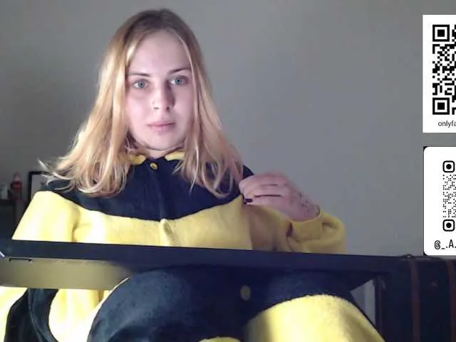 LisaloveX — Happy birthday to mee!!! Sweet 19! #19, #shy, #sexy, #happybirthday, #new