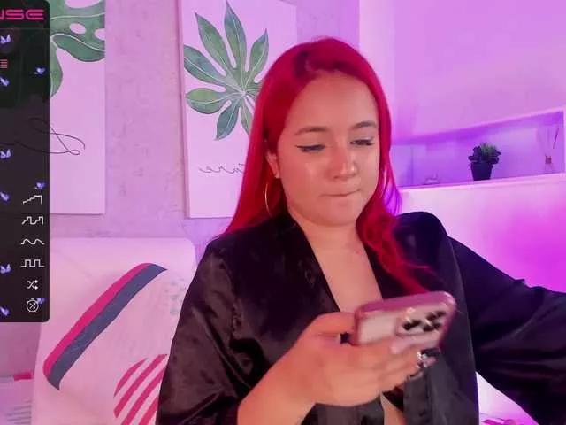 Offline LittleToxic on BongaCams