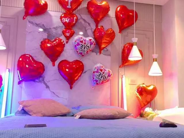 Offline LittleToxic on BongaCams