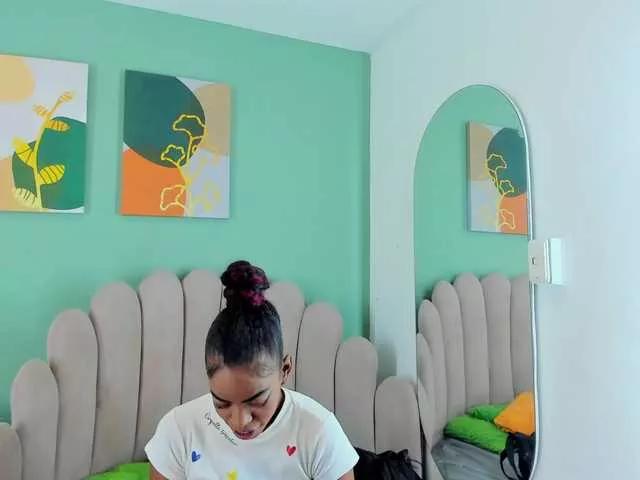 lizzasmith on BongaCams 
