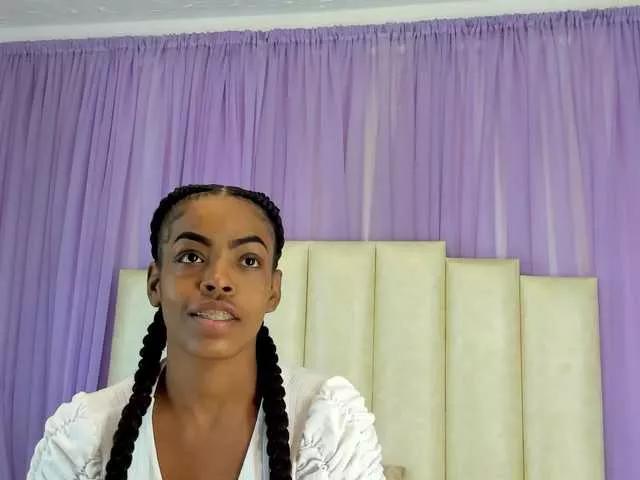 lizzasmith on BongaCams 