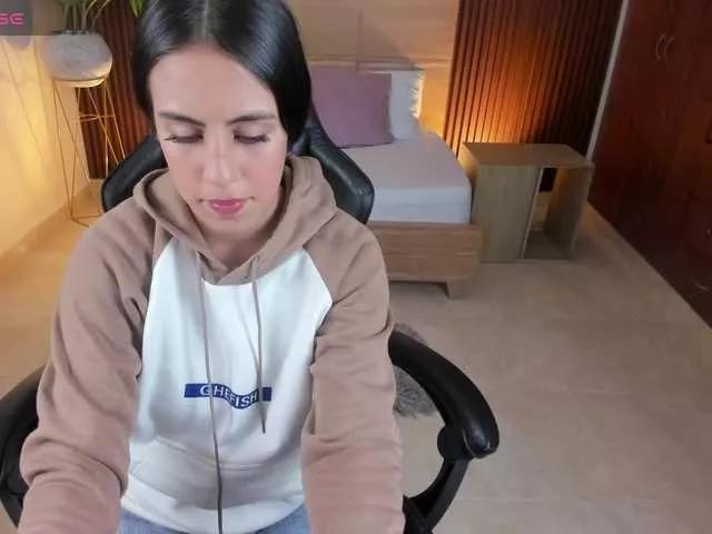 lizzie-love on BongaCams 