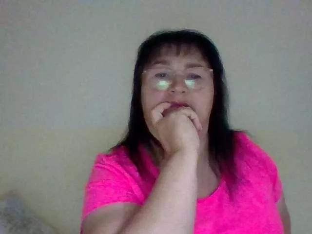 lora805608 on BongaCams