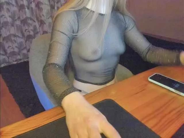 LoveLYYk on BongaCams 