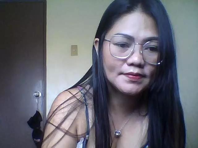 Offline LUCKYME22 on BongaCams