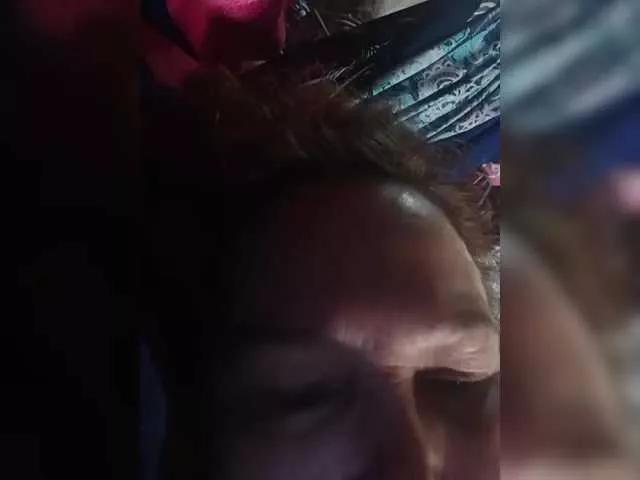 Madam-oss on BongaCams 