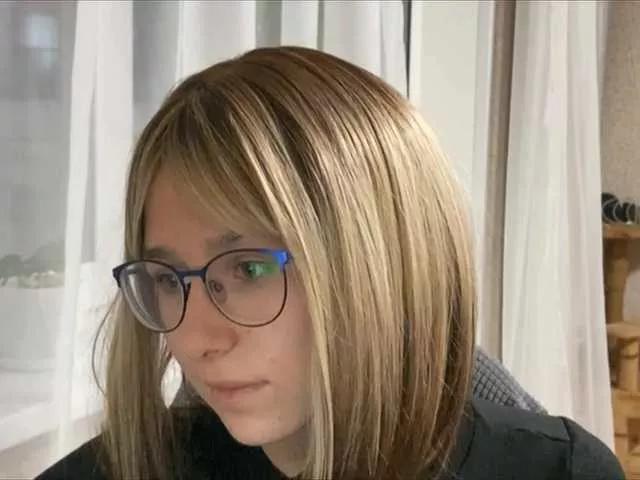 MamiMango on BongaCams 