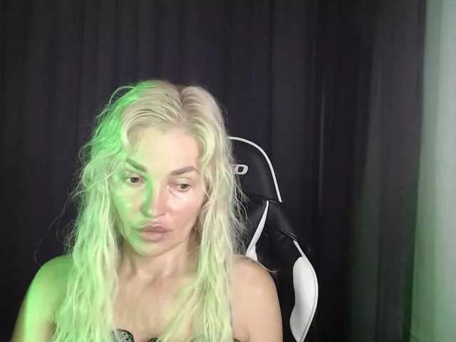 Margo77-1 on BongaCams