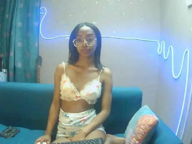 Marinahgrey on BongaCams