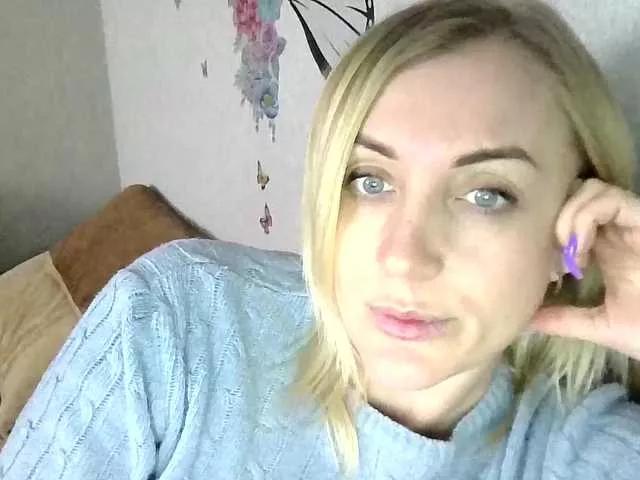 MarryEmm on BongaCams 