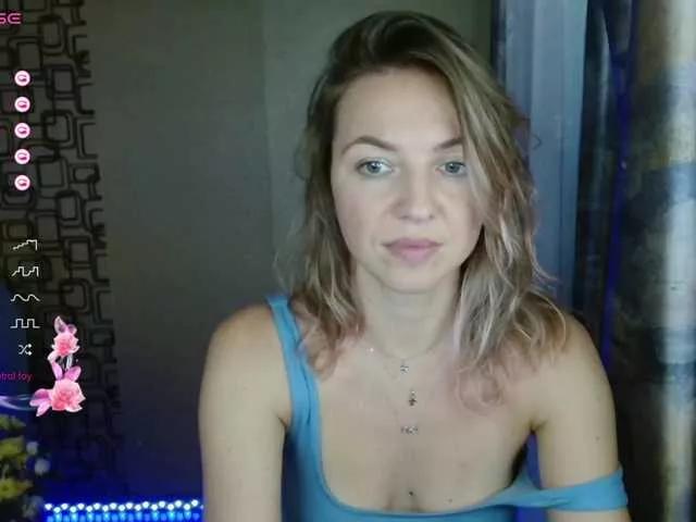 maru-healing-voice on BongaCams