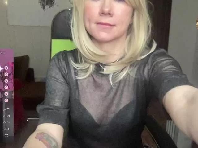 MayaFagot on BongaCams 