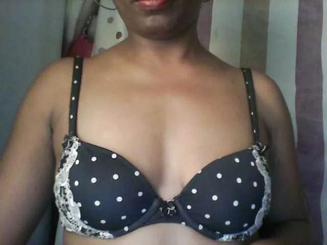 MayaQueen on BongaCams 