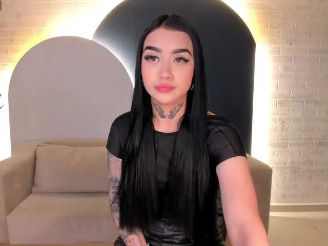 MeganCross on BongaCams