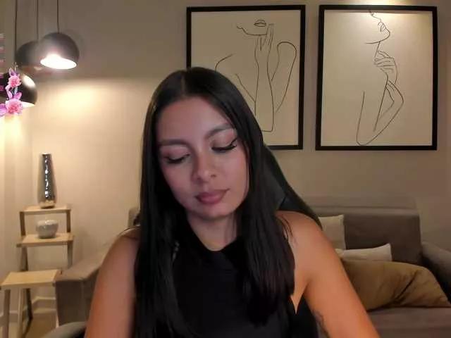 MelodyHill on BongaCams 