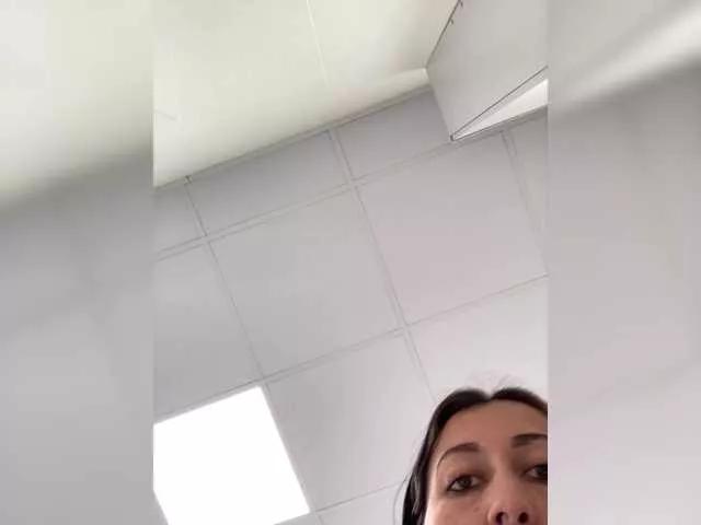 Offline MiaTorres on BongaCams