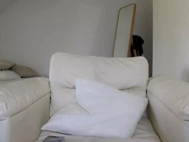 miiiawallaceoff on BongaCams 