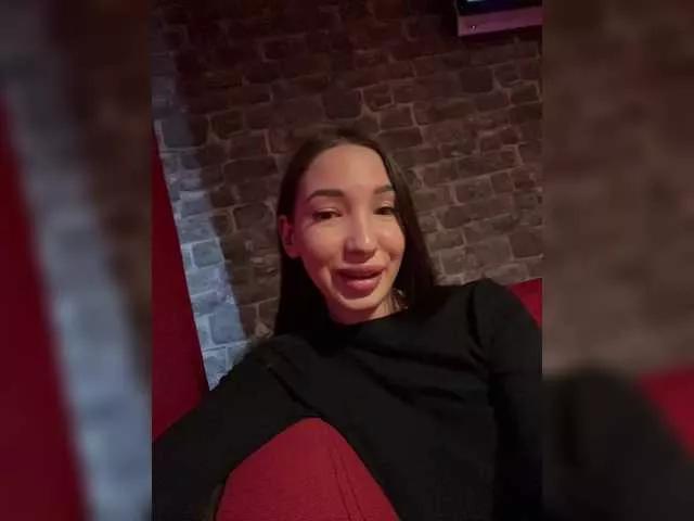 MiLaHHa on BongaCams 