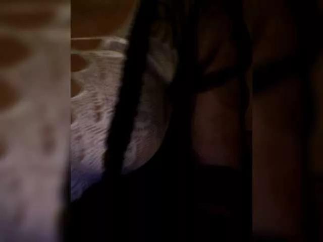 Masturbate to dirty stripper Milana18 Milana18 from BongaCams