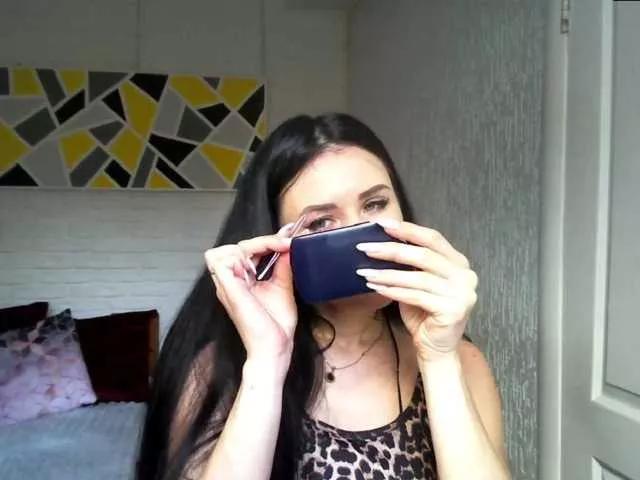 MilfLunna on BongaCams 