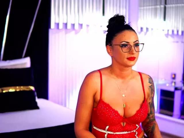 Watch MistyWooods, she wants to masturbate for you MistyWooods from BongaCams