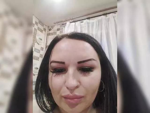 Monica- on BongaCams