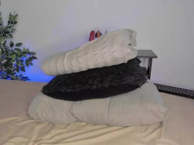 moon-swt on BongaCams 