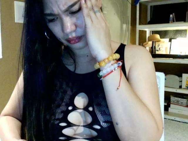 Offline MorenaLee on BongaCams